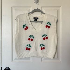 Just Polly New York Cherry-Print Cropped Sweater Vest size L